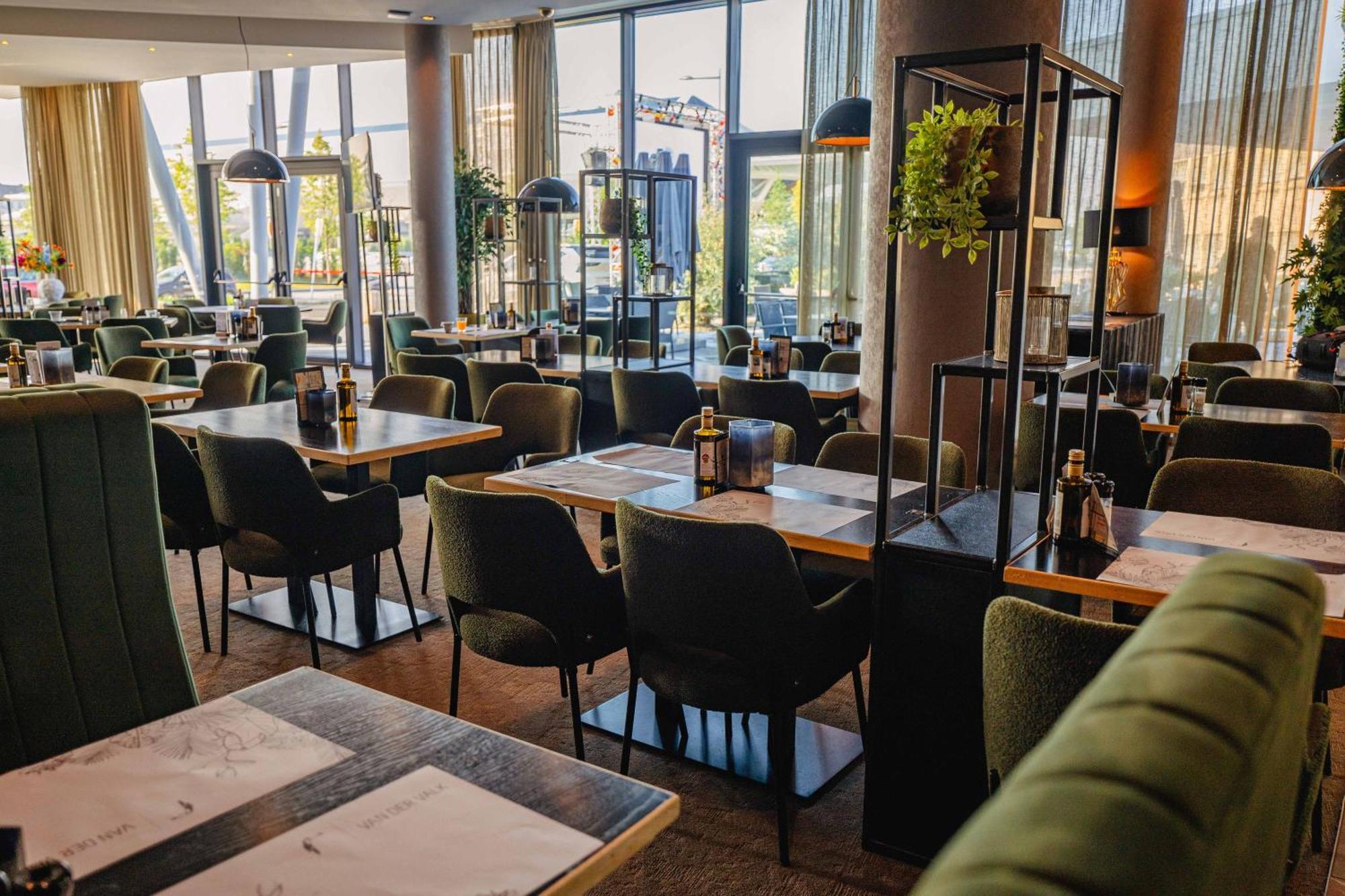 Van Der Valk Hotel Mons Congres & Spa Экстерьер фото