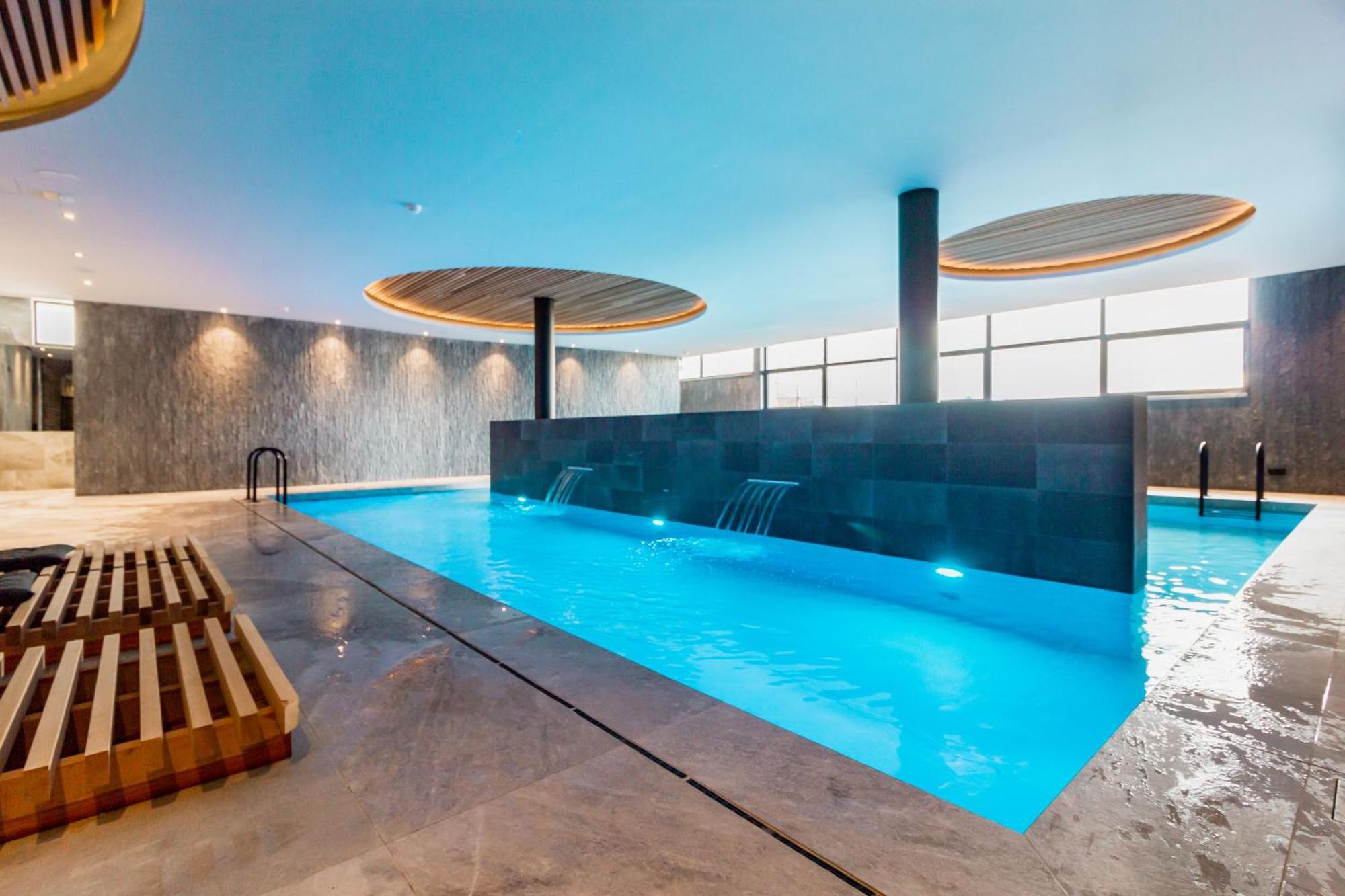 Van Der Valk Hotel Mons Congres & Spa Экстерьер фото