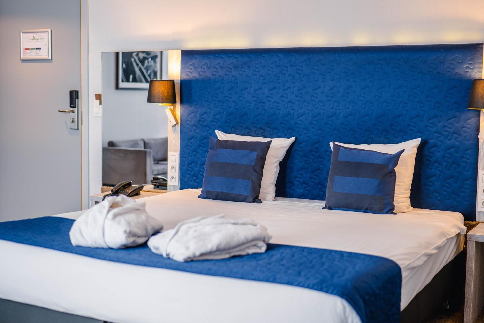 Van Der Valk Hotel Mons Congres & Spa Экстерьер фото